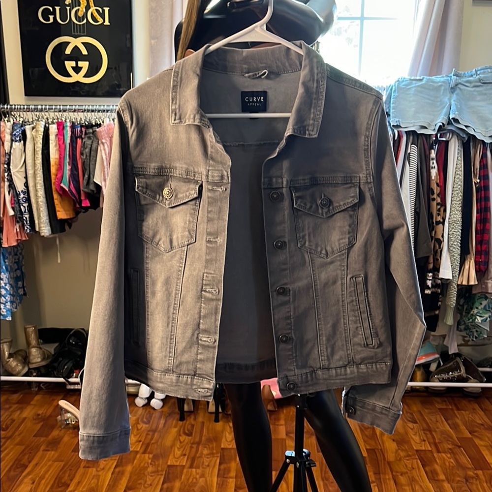 Women's Gray Jean Jacket